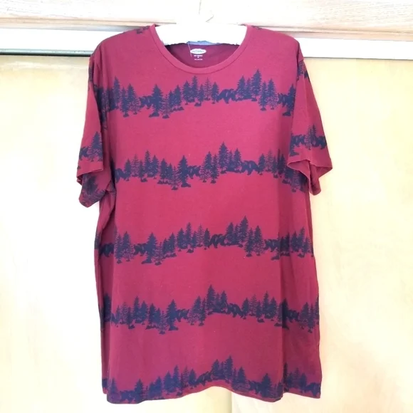 Old Navy Soft-Washed Graphic Tee - Picture 1 of 3